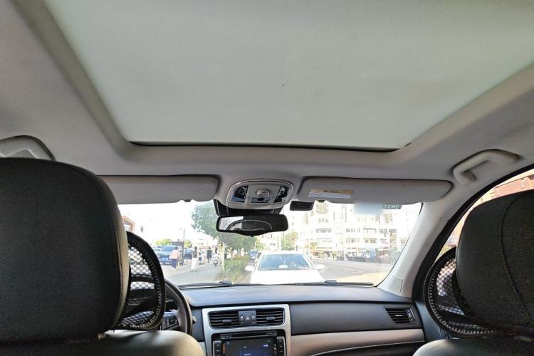 Used Haval H8 2017 2.0T Gasoline 4x4 Smart Enjoyment Version Headliner