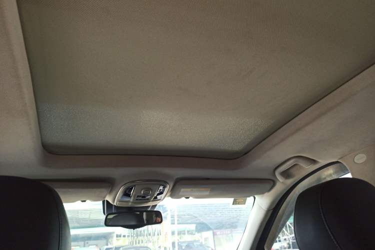 Used Haval H8 2017 2.0T Gasoline 4x4 Smart Enjoyment Version Headliner