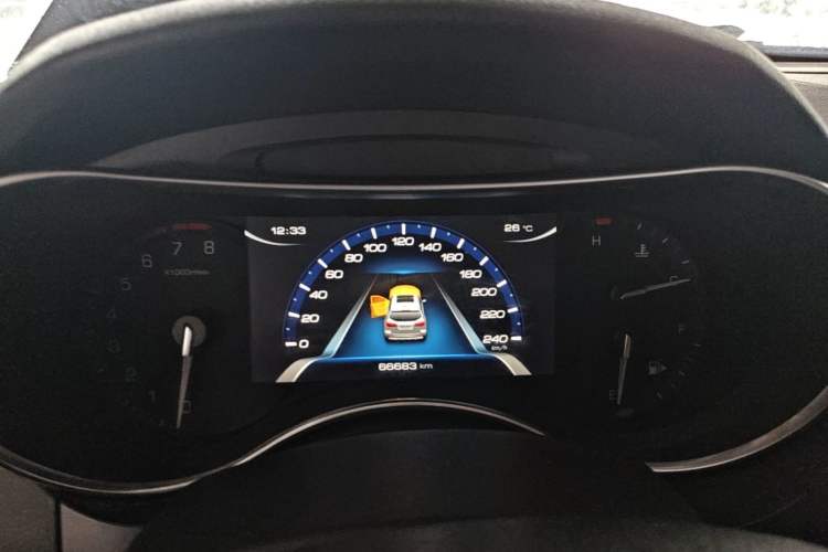 Used Haval H8 2017 2.0T Gasoline Two-Wheel Drive Smart Edition Instrument Cluster