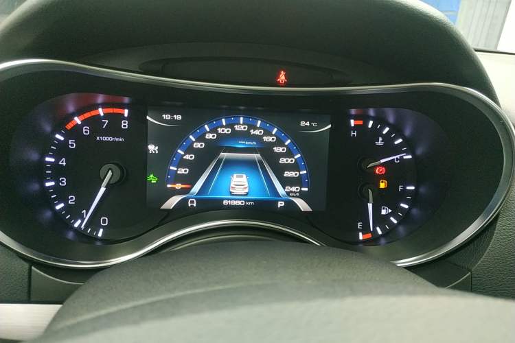 Used Haval H8 2017 2.0T Gasoline Two-Wheel Drive Smart Edition Instrument Cluster