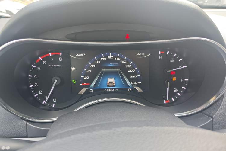 Used Haval H8 2017 2.0T Gasoline Two-Wheel Drive Smart Edition Instrument Cluster
