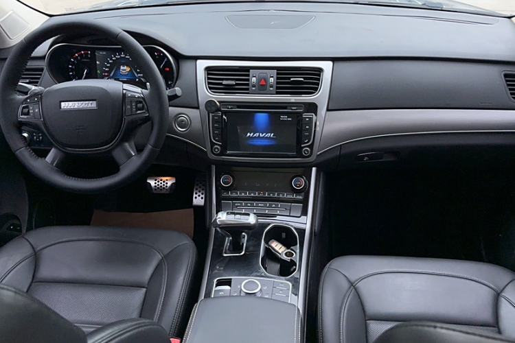 Used Haval H8 2017 2.0T Gasoline 4x4 Smart Enjoyment Version Interior 5