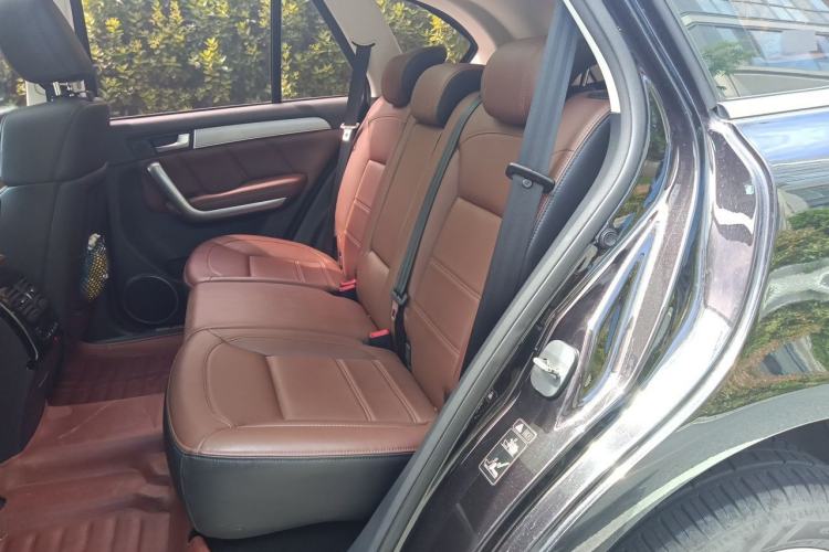 Used Haval H8 2017 2.0T Gasoline Two-Wheel Drive Enjoyment Version Left Rear Seat