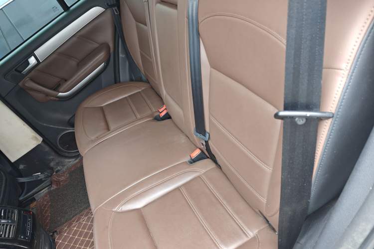 Used Haval H8 2017 2.0T Gasoline 4x4 Smart Enjoyment Version Left Rear Seat
