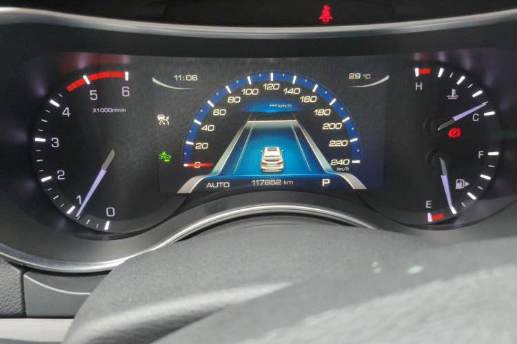 Used Haval H8 2017 2.0T Diesel 4x4 Smart Enjoyment Version Odometer Close Up