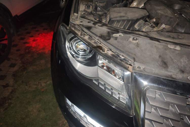 Used Haval H8 2017 2.0T Gasoline 4x4 Smart Enjoyment Version Right Front Headlight