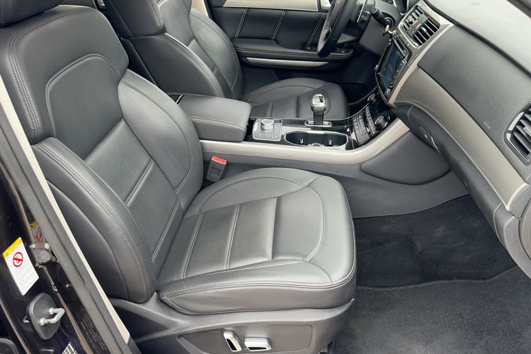 Used Haval H8 2017 2.0T Gasoline 4x4 Smart Enjoyment Version Right Front Seat