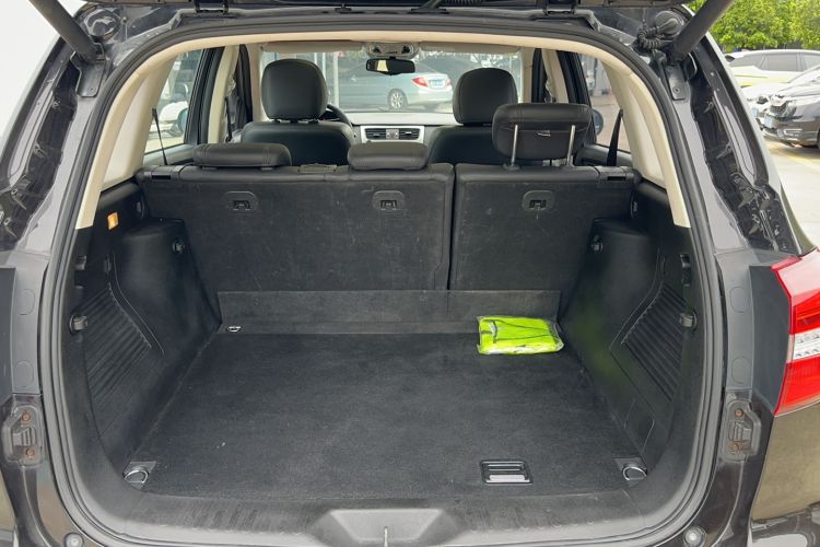 Used Haval H8 2017 2.0T Gasoline 4x4 Smart Enjoyment Version Trunk