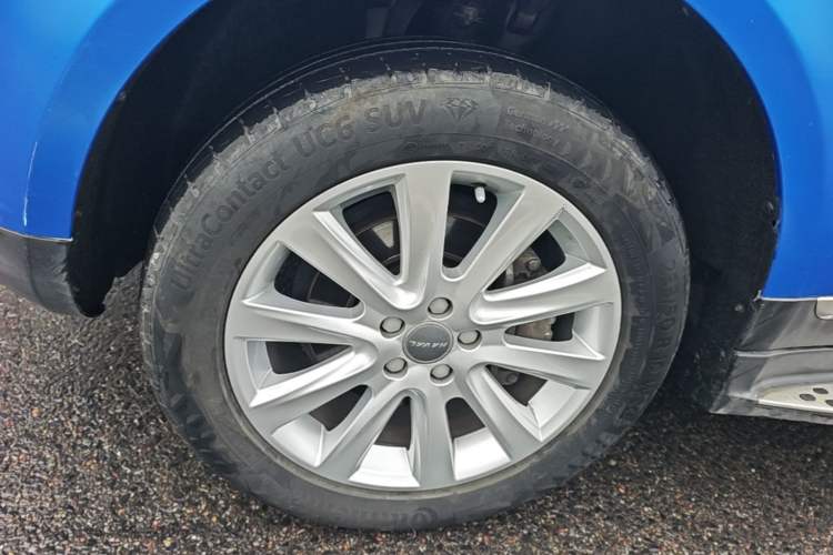 Used Haval H8 2017 2.0T Gasoline Two-Wheel Drive Enjoyment Version Left Front Wheel Hub