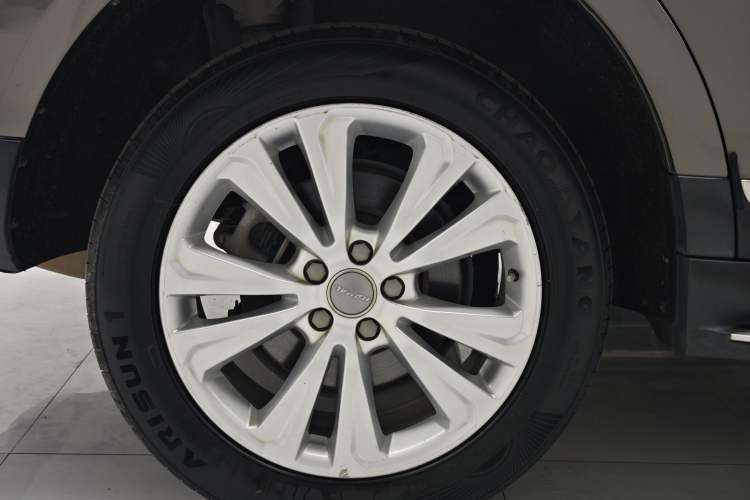 Used Haval H8 2017 2.0T Gasoline 4x4 Smart Enjoyment Version Exterior 8