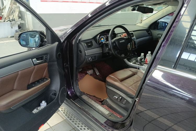 Used Haval H8 2017 2.0T Diesel 4x4 Smart Enjoyment Version Interior 3