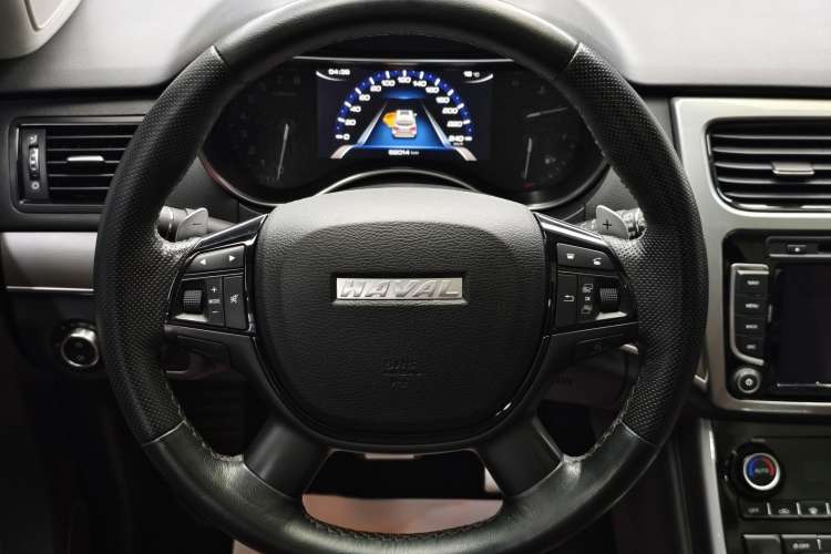 Used Haval H8 2017 2.0T Gasoline 4x4 Smart Enjoyment Version Steering Wheel