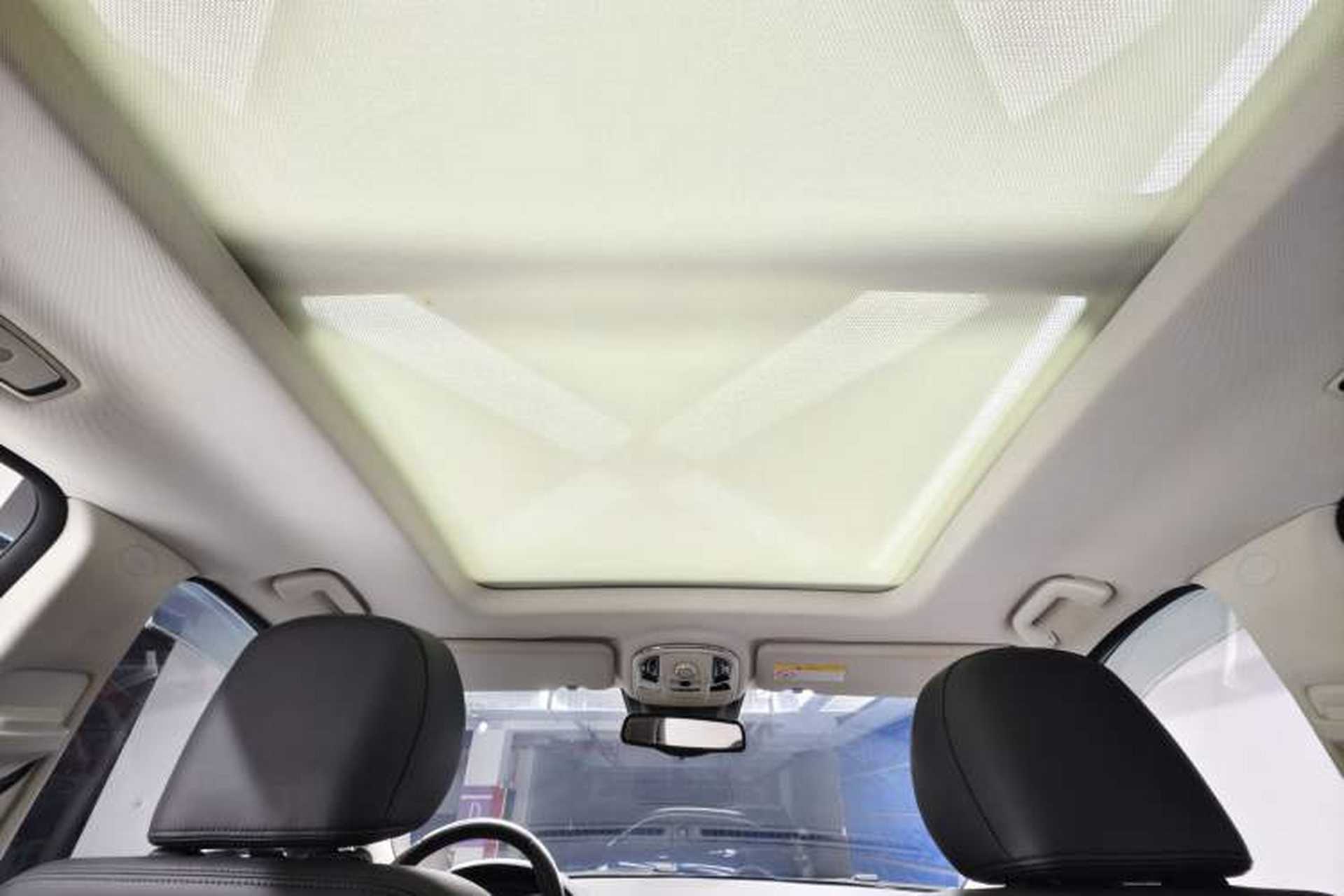 Used Haval H8 2017 2.0T Gasoline 4x4 Smart Enjoyment Version Headliner