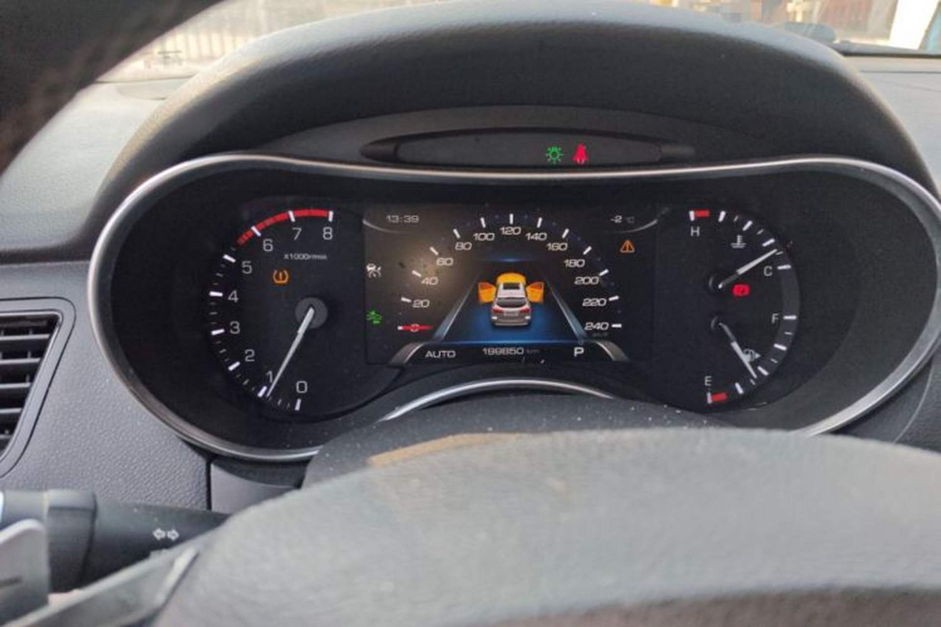 Used Haval H8 2017 2.0T Gasoline Four-Wheel Drive Luxury Model Instrument Cluster