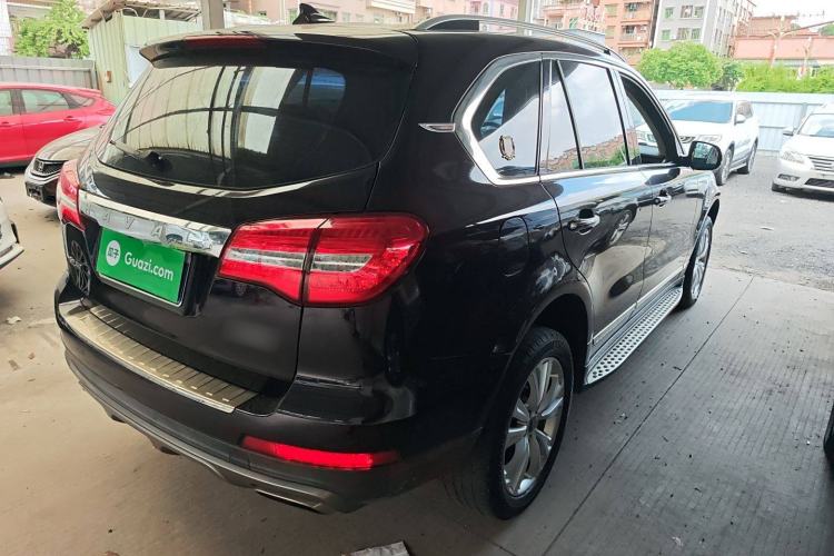 Used Haval H8 2017 2.0T Gasoline Two-Wheel Drive Enjoyment Version Exterior 5