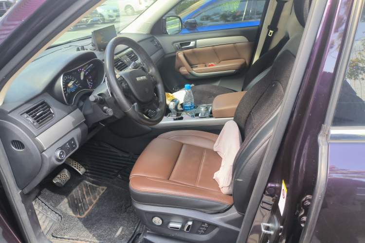 Used Haval H8 2017 2.0T Gasoline Four-Wheel Drive Luxury Model Left Front Seat