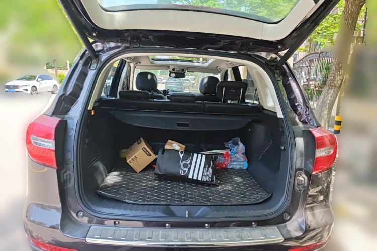 Used Haval H8 2017 2.0T Gasoline 4x4 Smart Enjoyment Version Trunk