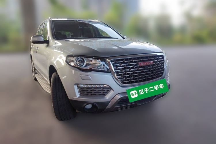 Used Haval H8 2017 2.0T Gasoline Four-Wheel Drive Luxury Model Front Right 45 Deg
