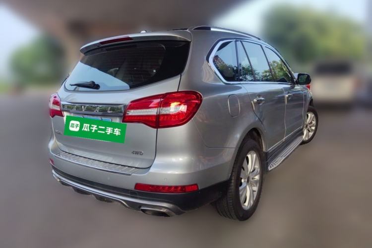 Used Haval H8 2017 2.0T Gasoline Four-Wheel Drive Luxury Model Rear Right 45 Deg
