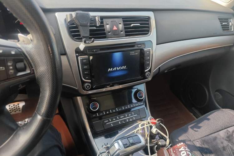 Used Haval H8 2017 2.0T Gasoline 4x4 Smart Enjoyment Version Audio And AC Panel