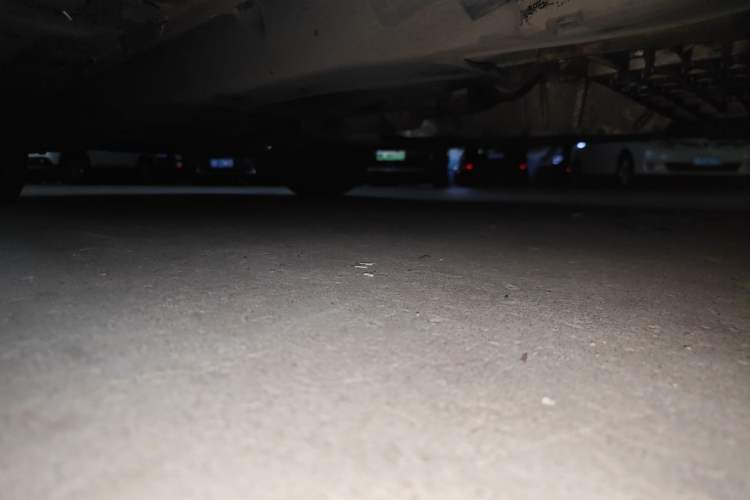 Used Haval H8 2017 2.0T Gasoline Two-Wheel Drive Smart Edition Chassis Front Right