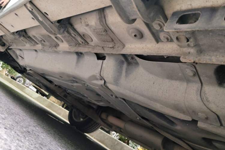 Used Haval H8 2017 2.0T Gasoline Four-Wheel Drive Luxury Model Chassis Rear Left
