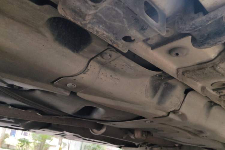 Used Haval H8 2017 2.0T Gasoline Four-Wheel Drive Luxury Model Chassis Rear Right