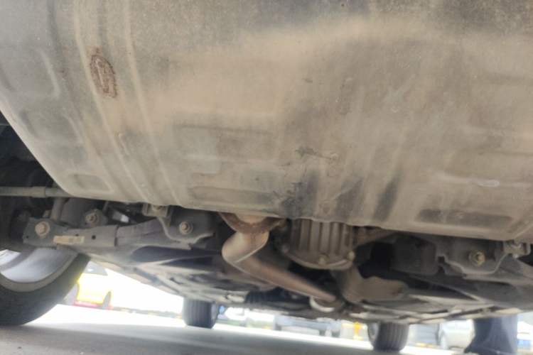 Used Haval H8 2017 2.0T Gasoline Two-Wheel Drive Smart Edition Chassis Rear