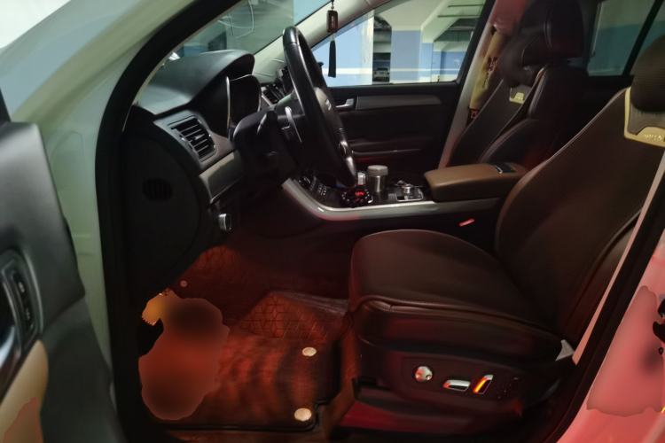 Used Haval H8 2017 2.0T Gasoline Two-Wheel Drive Smart Edition Driver Seat