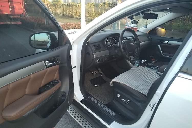 Used Haval H8 2017 2.0T Gasoline 4x4 Enjoyment Model Driver Seat