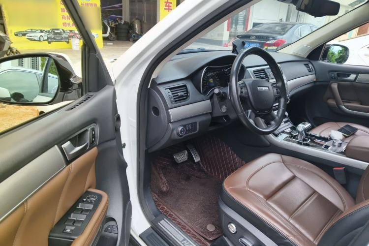 Used Haval H8 2017 2.0T Gasoline 4x4 Smart Enjoyment Version Driver Seat