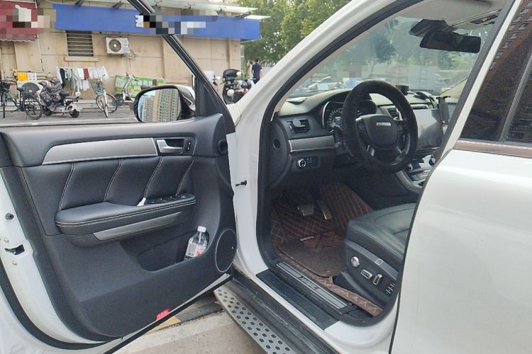 Used Haval H8 2017 2.0T Gasoline 4x4 Smart Enjoyment Version Driver Seat