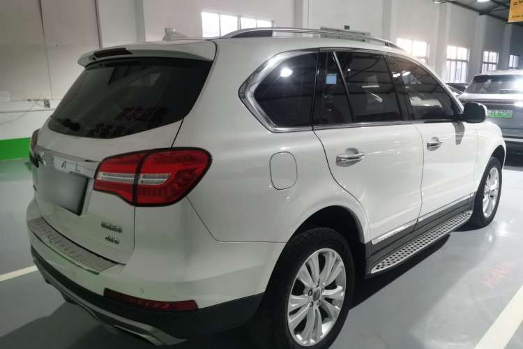 Used Haval H8 2017 2.0T Gasoline Four-Wheel Drive Luxury Model Exterior 3
