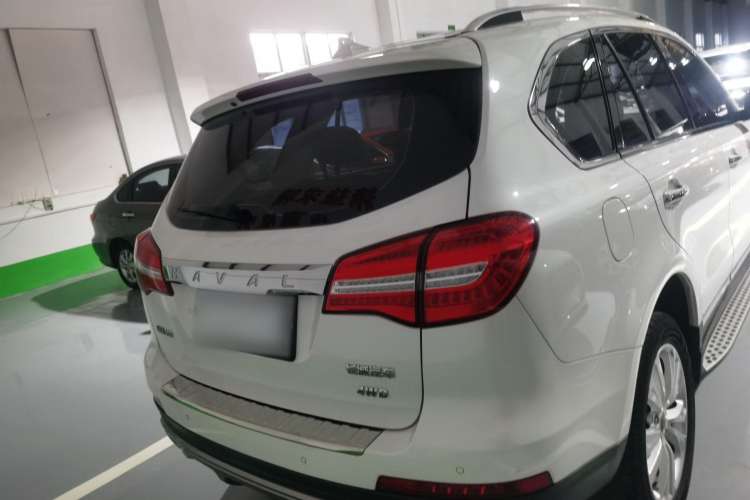 Used Haval H8 2017 2.0T Gasoline Four-Wheel Drive Luxury Model Exterior 4