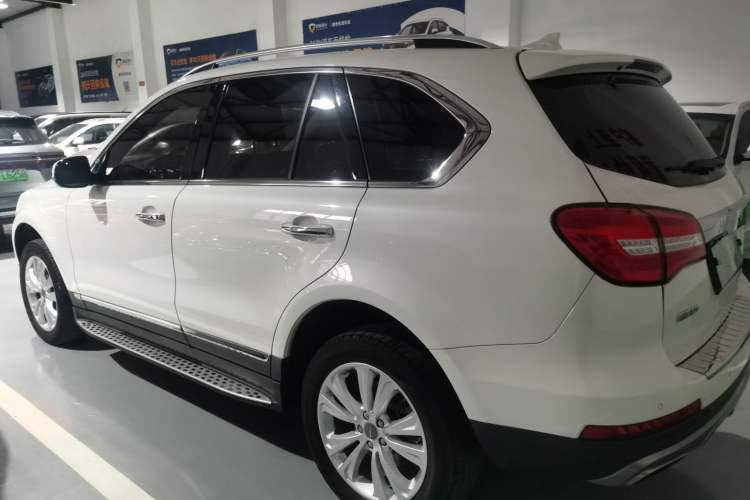 Used Haval H8 2017 2.0T Gasoline Four-Wheel Drive Luxury Model Exterior 5