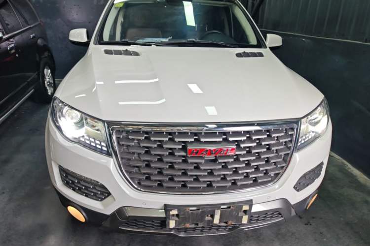 Used Haval H8 2017 2.0T Gasoline 4x4 Enjoyment Model Front