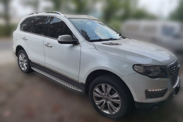 Used Haval H8 2017 2.0T Gasoline 4x4 Smart Enjoyment Version Front Right 45 Deg