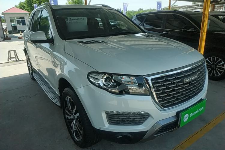 Used Haval H8 2017 2.0T Gasoline Two-Wheel Drive Enjoyment Version Front Right 45 Deg