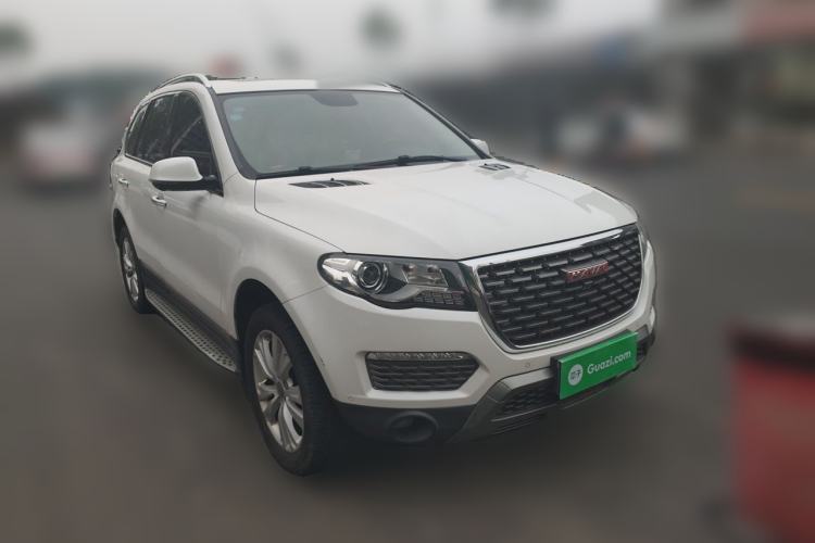 Used Haval H8 2017 2.0T Gasoline Two-Wheel Drive Smart Edition Front Right 45 Deg