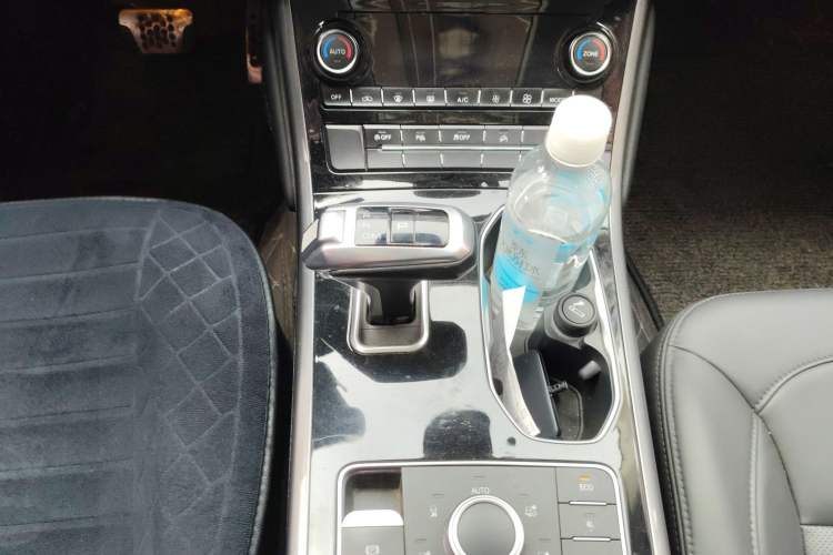 Used Haval H8 2017 2.0T Gasoline 4x4 Smart Enjoyment Version Gear Lever
