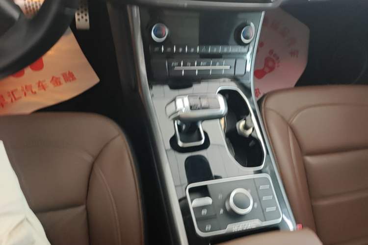 Used Haval H8 2017 2.0T Gasoline Two-Wheel Drive Smart Edition Gear Lever