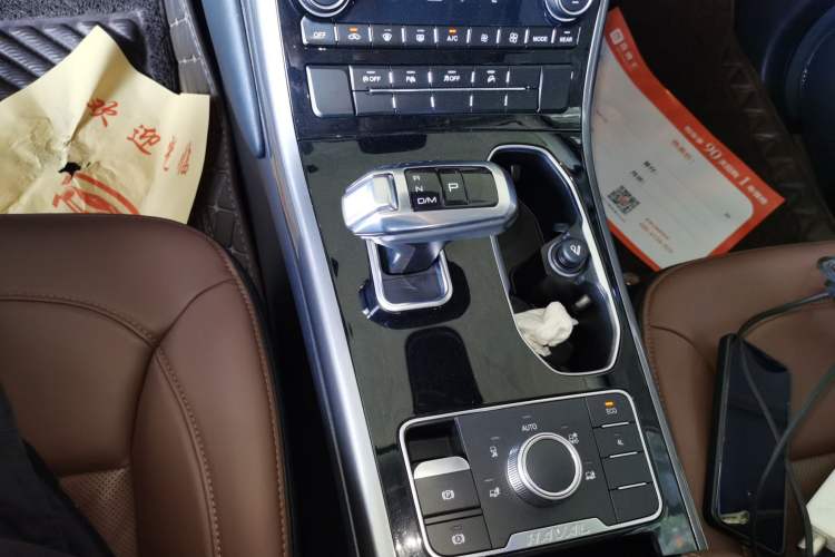Used Haval H8 2017 2.0T Gasoline 4x4 Enjoyment Model Gear Lever