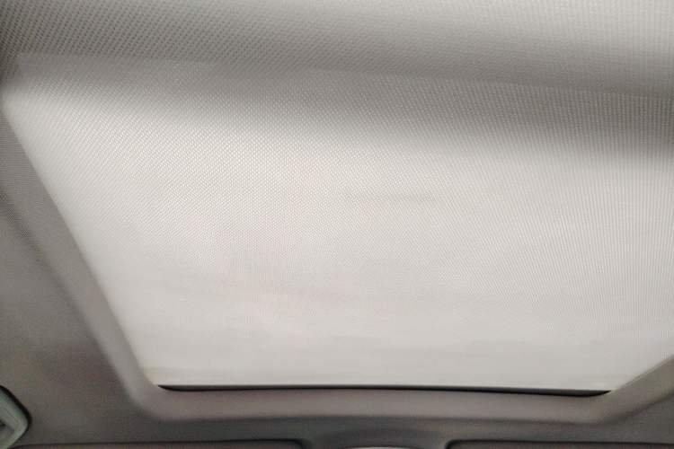 Used Haval H8 2017 2.0T Gasoline 4x4 Smart Enjoyment Version Headliner