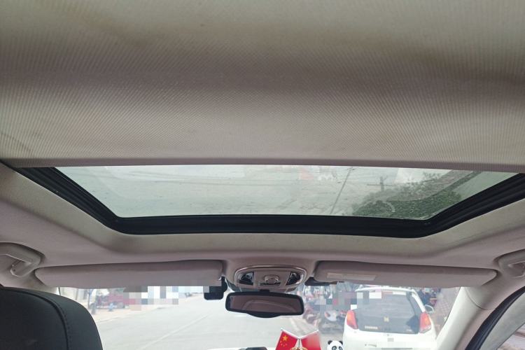 Used Haval H8 2017 2.0T Gasoline Two-Wheel Drive Smart Edition Headliner