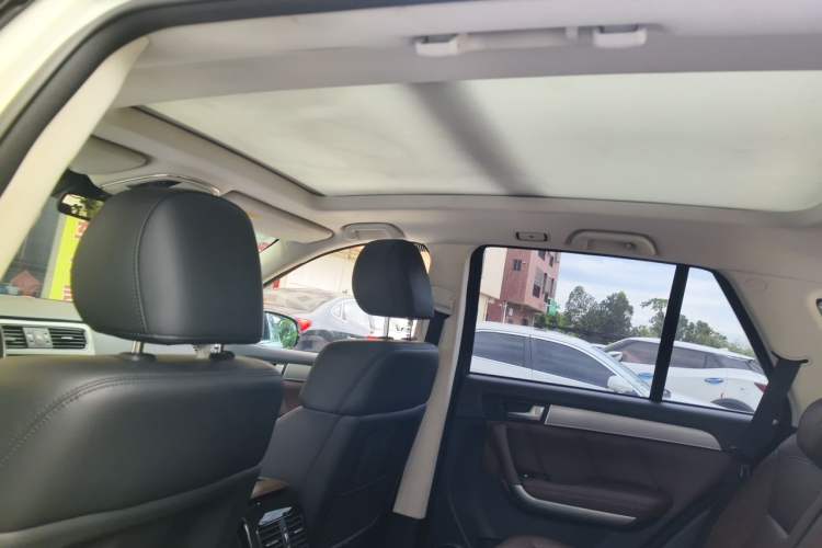 Used Haval H8 2017 2.0T Gasoline 4x4 Smart Enjoyment Version Headliner