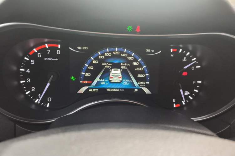 Used Haval H8 2017 2.0T Gasoline Four-Wheel Drive Luxury Model Instrument Cluster