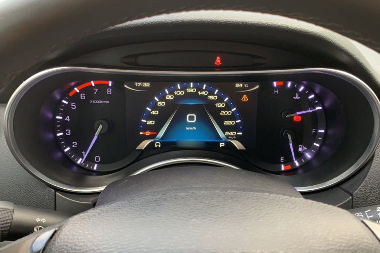 Used Haval H8 2017 2.0T Gasoline Two-Wheel Drive Enjoyment Version Instrument Cluster