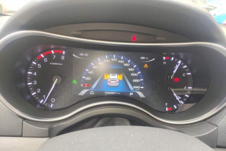Used Haval H8 2017 2.0T Gasoline Two-Wheel Drive Smart Edition Instrument Cluster