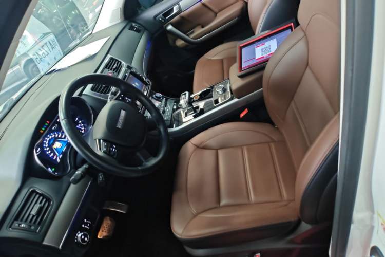 Used Haval H8 2017 2.0T Gasoline 4x4 Enjoyment Model Left Front Seat