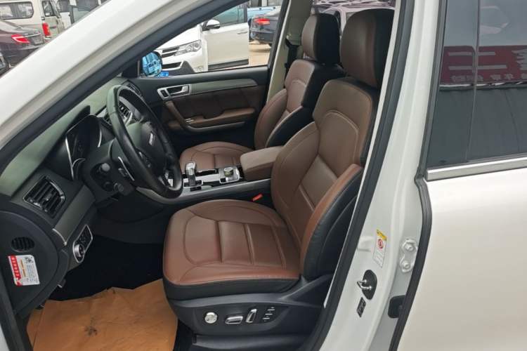 Used Haval H8 2017 2.0T Gasoline Two-Wheel Drive Smart Edition Left Front Seat